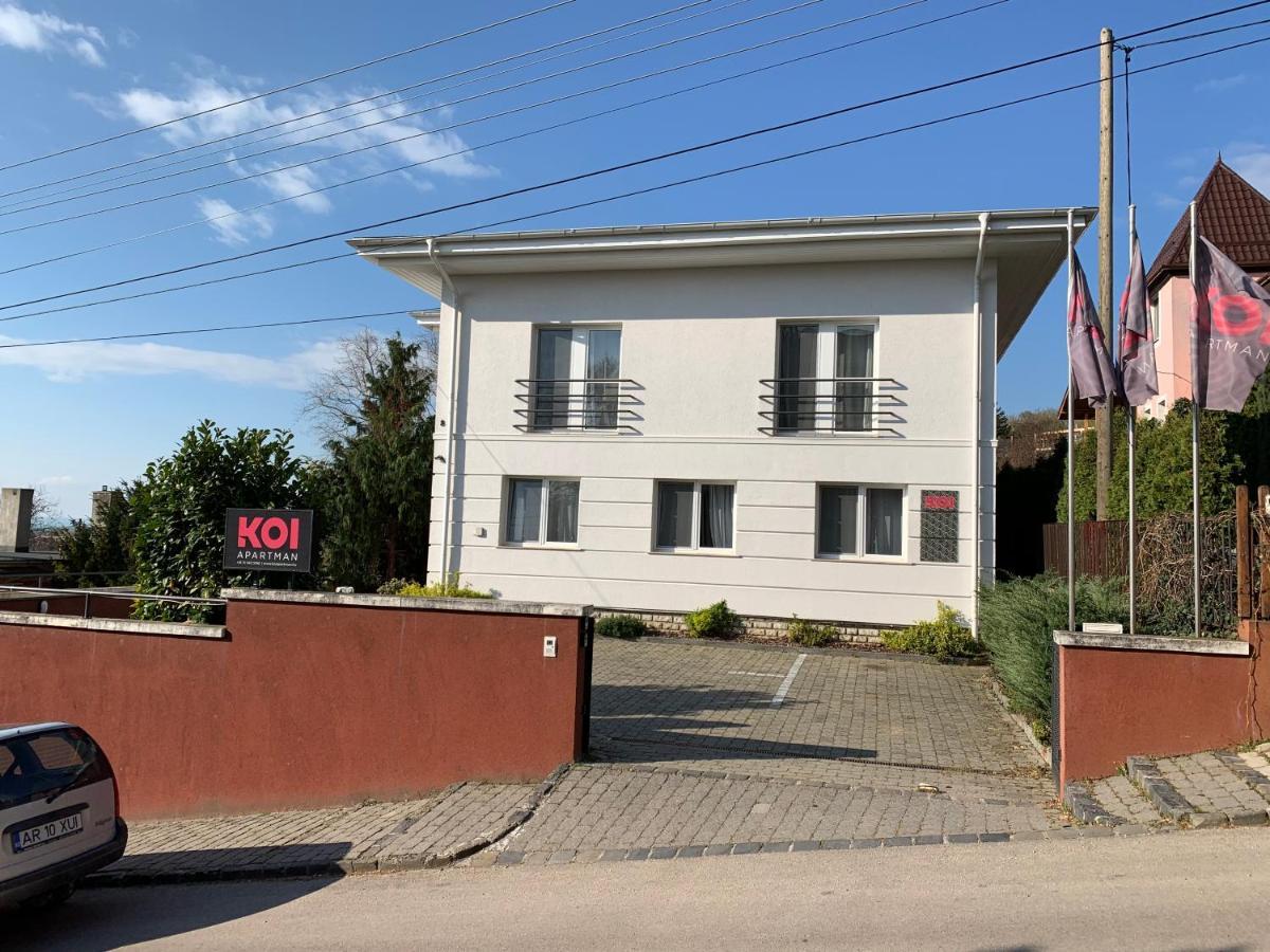 Koi Apartman Balatonalmádi المظهر الخارجي الصورة