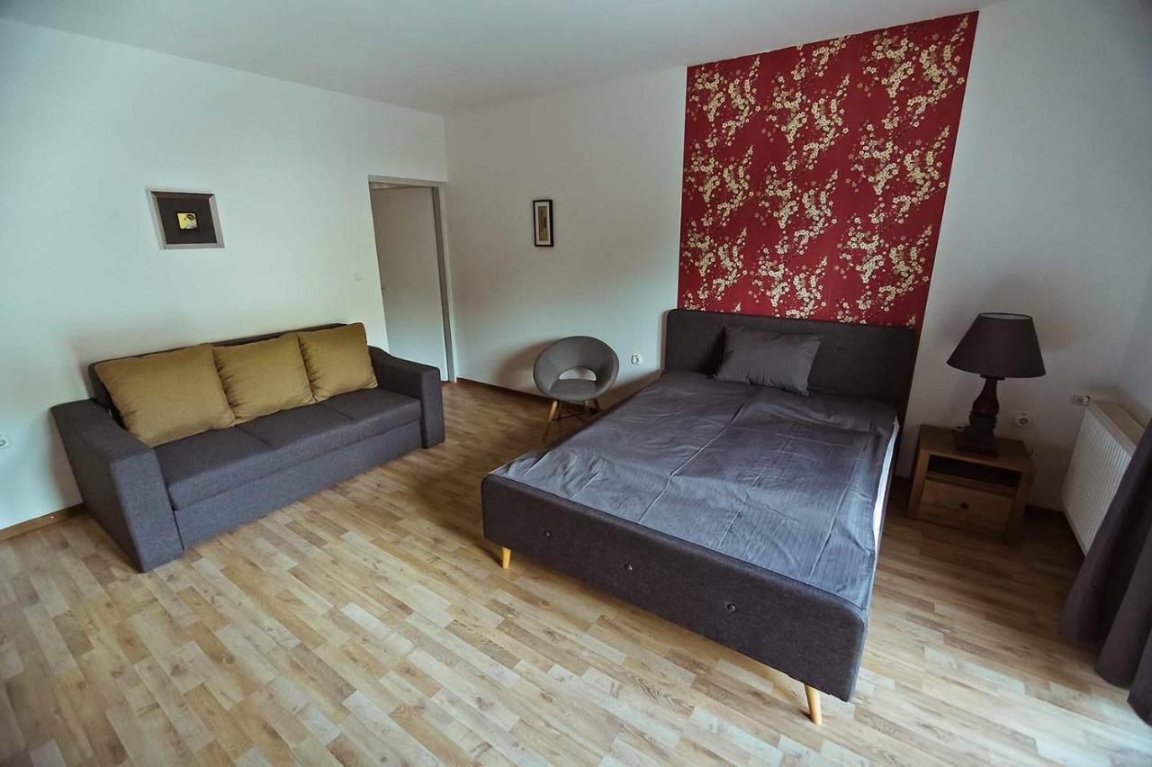 Koi Apartman Balatonalmádi المظهر الخارجي الصورة