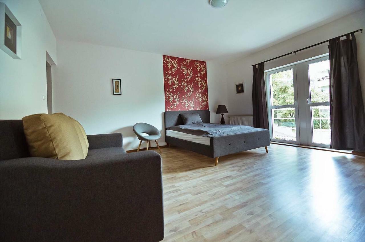 Koi Apartman Balatonalmádi المظهر الخارجي الصورة