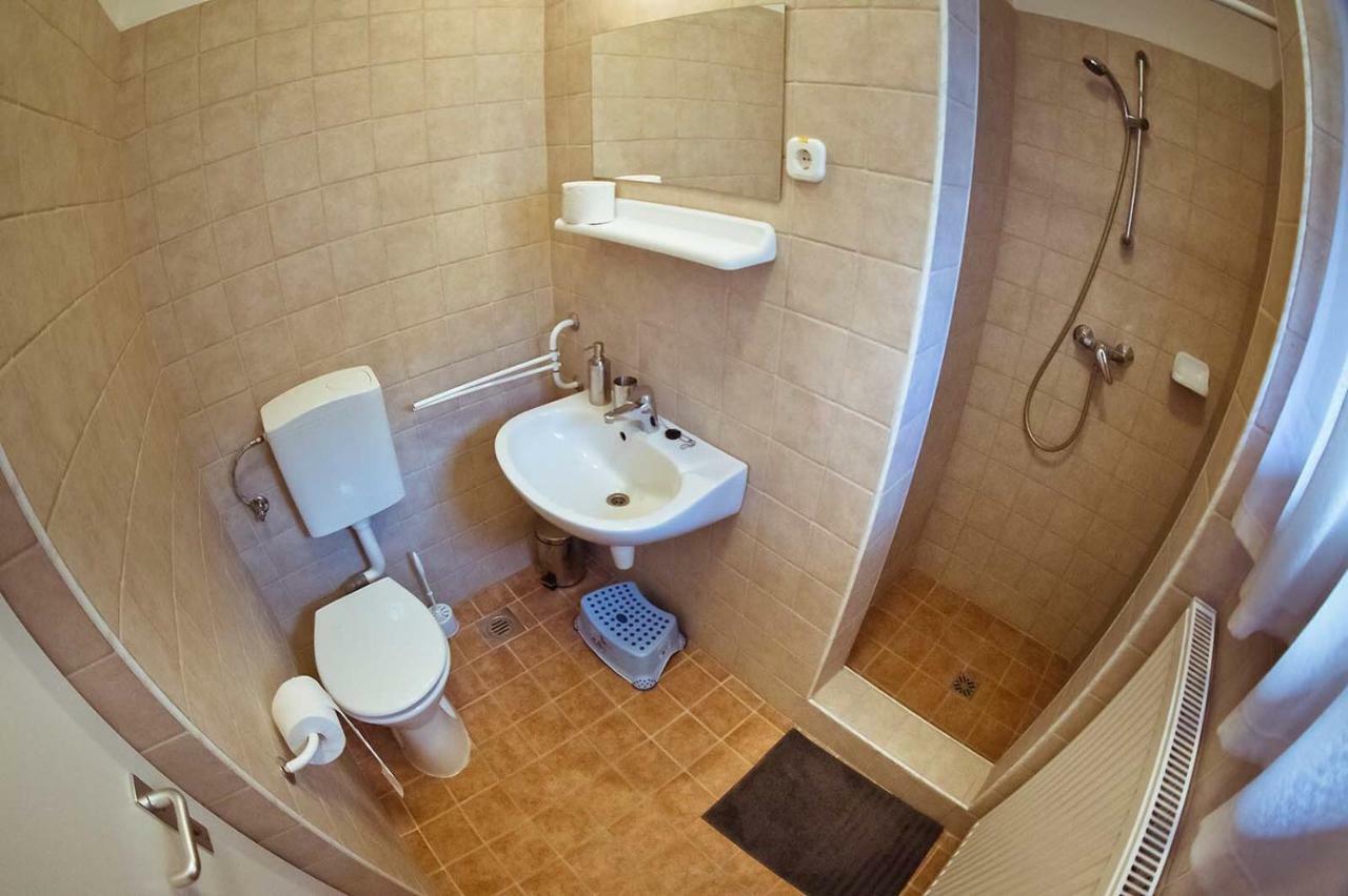 Koi Apartman Balatonalmádi المظهر الخارجي الصورة