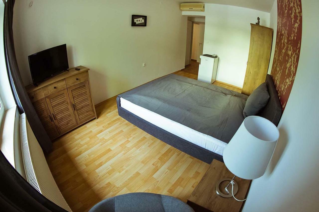 Koi Apartman Balatonalmádi المظهر الخارجي الصورة